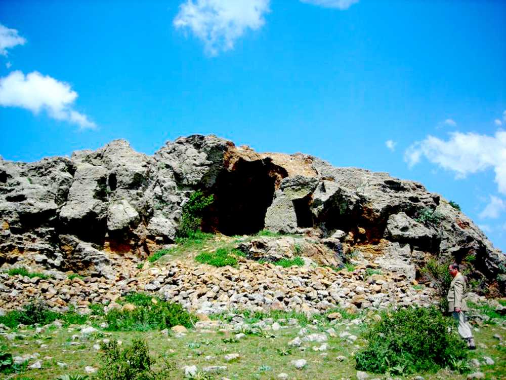 Çeşka Kalesi Yeraltı Şehri (Yozgat)