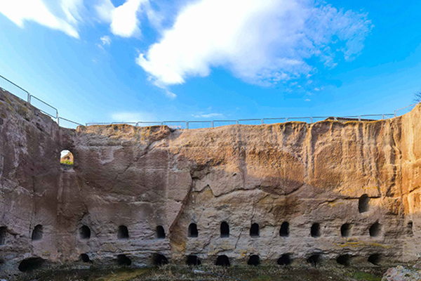 Dulkadirli Yeraltı Şehri (Adıyaman)