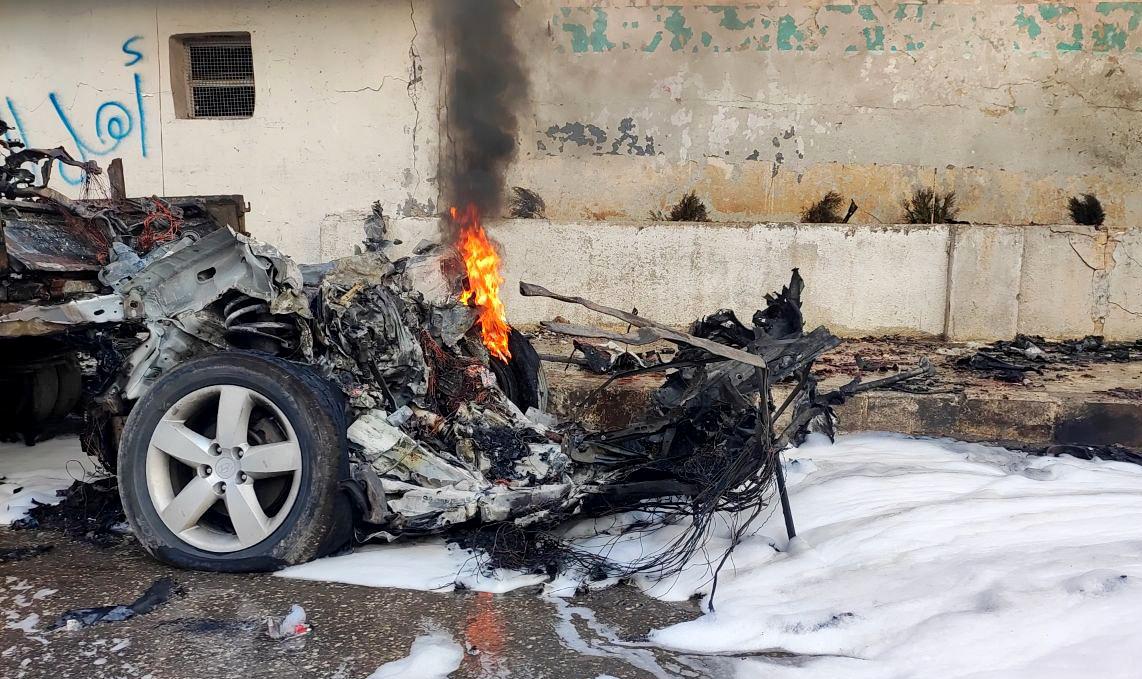 Araçlar ardı ardına patladı! Terör örgütü PKK/YPG Münbiç'e saldırı düzenliyor! 