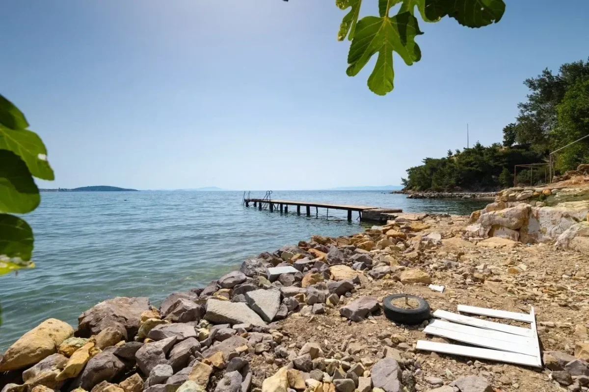 Zeytinliklerin içinde oksijeni bol bir tatil mi arıyorsunuz? Buraya tatile diye gelen yerleşiyor! İşte Kaz Dağları'nın incisi;