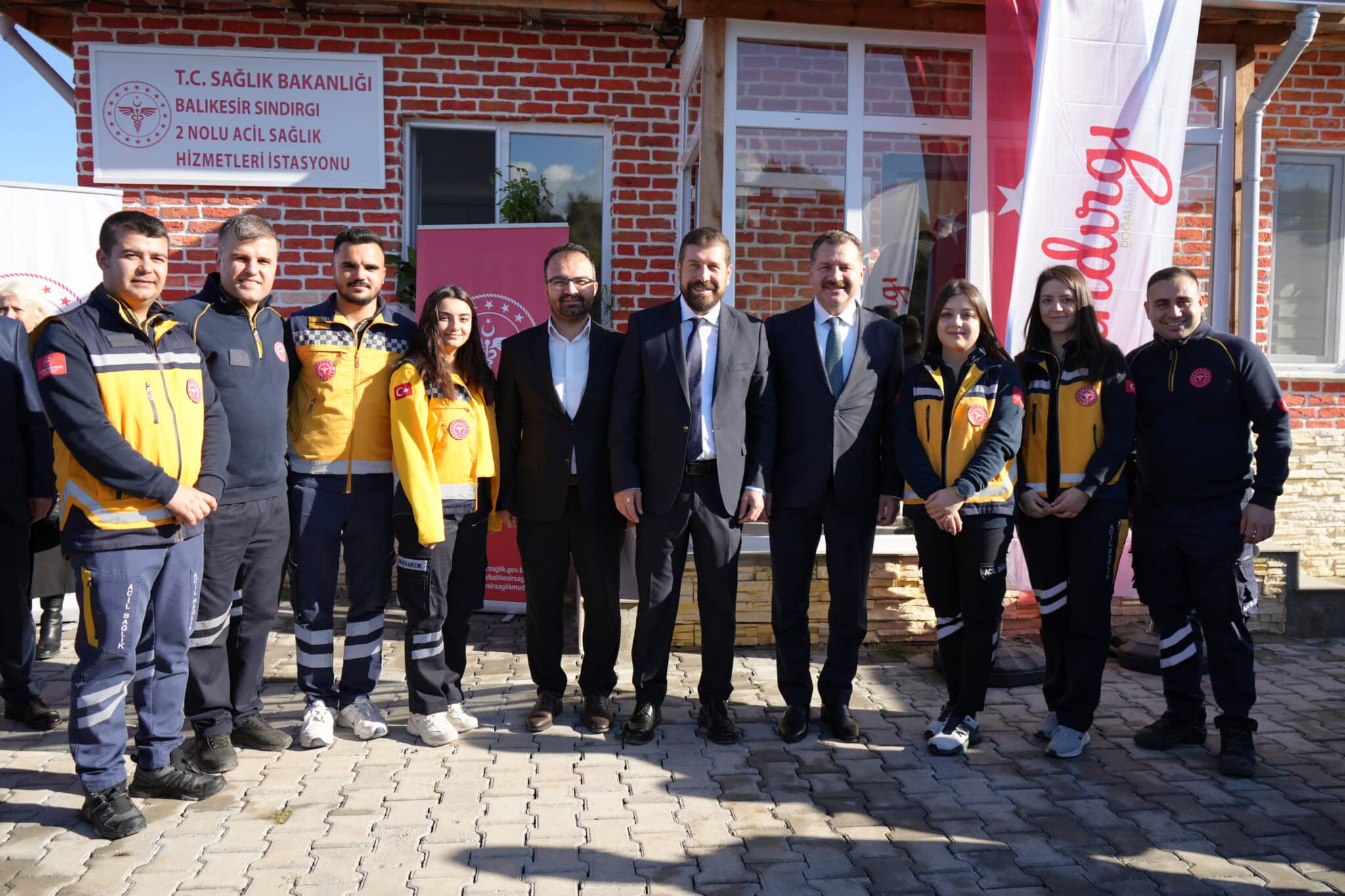 Sındırgı’da acil sağlık hizmetleri istasyonu açıldı