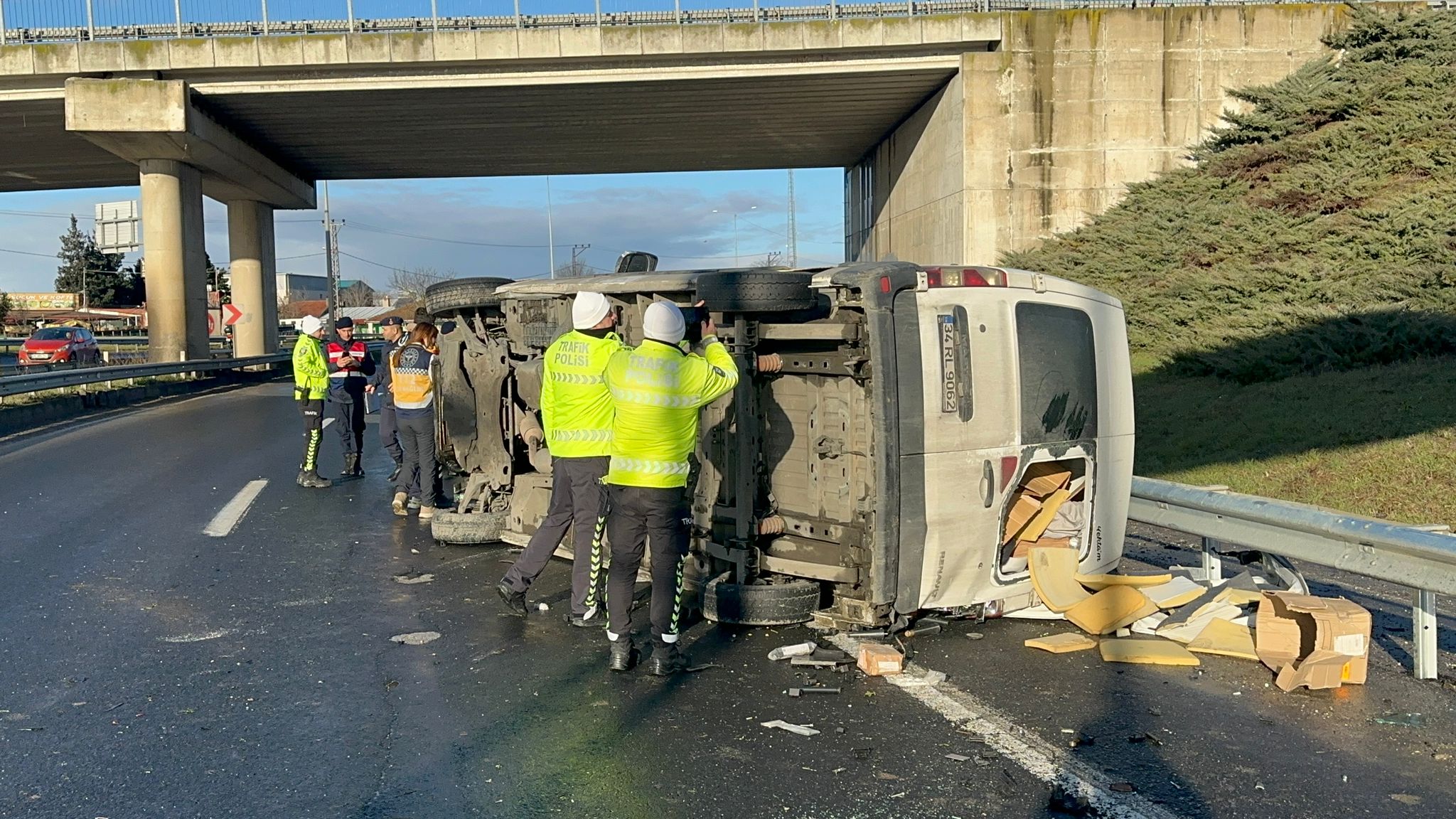 Tekirdağ'da minibüsün devrilmesi sonucu 1 kişi öldü