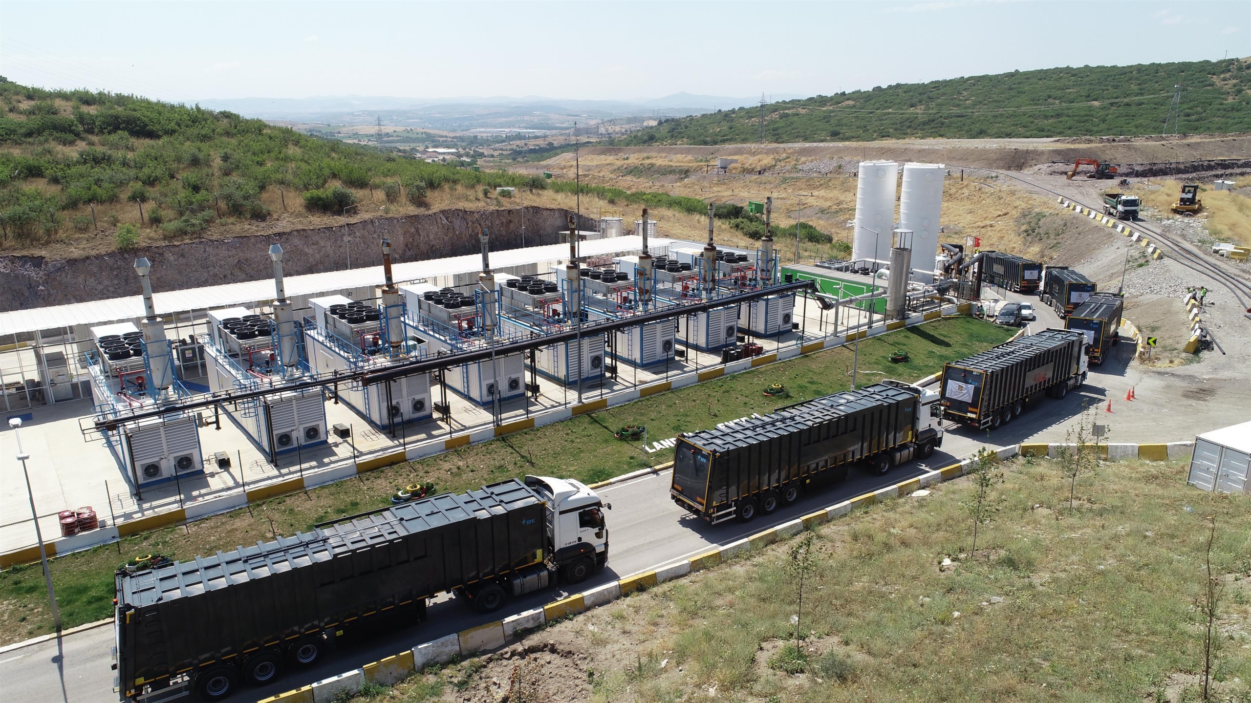 Balıkesir Büyükşehir Belediyesi, Bandırma ilçesinde çevre sorunlarına karşı önemli bir adım atarak çevre dostu atık yönetimi uygulamalarını hayata geçirdi.