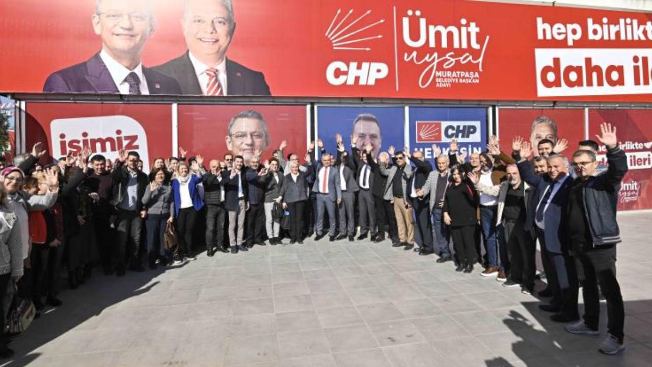 İYİ Parti'den istifa eden 150 kişi CHP'ye katıldı!