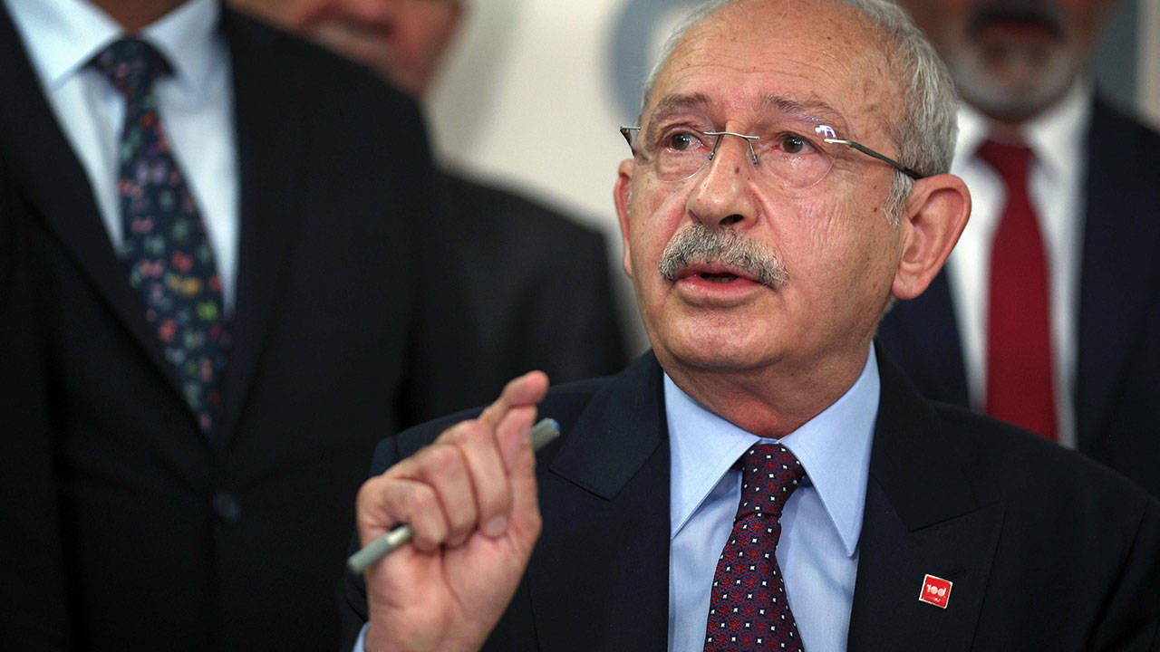 Kılıçdaroğlu, Özgür Özel'e sahip çıktı!