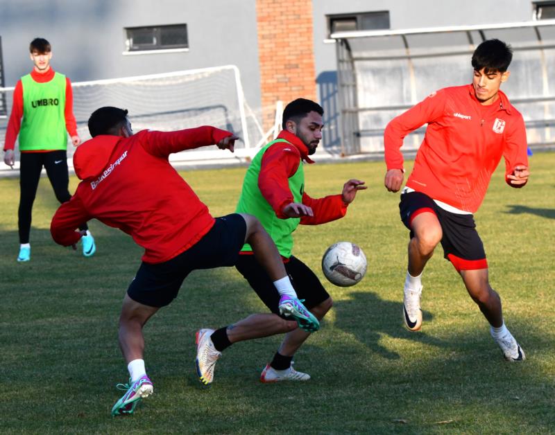 Balıkesirspor, Orduspor 1967'yi konuk ediyor.