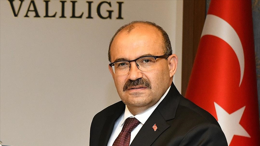 Vali Ustaoğlu'ndan 'Yaşlılar Haftası' mesajı