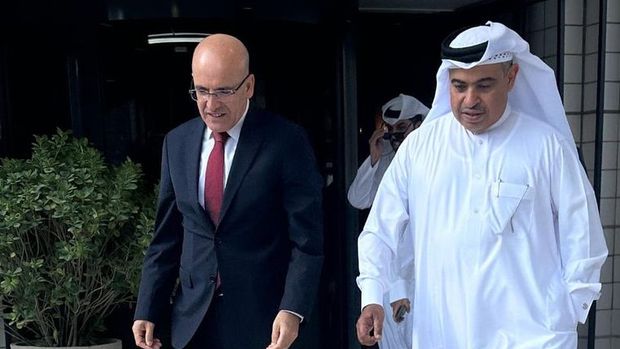 Bakan Mehmet Şimşek Suudi Arabistan'a gitti