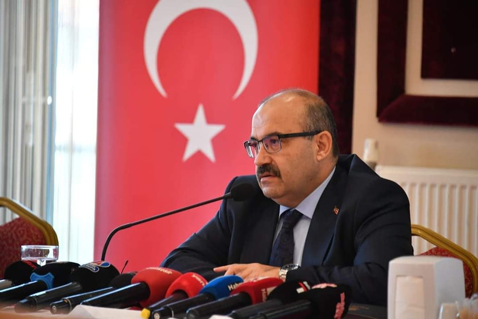 Vali Ustaoğlu'ndan 23 Nisan Ulusal Egemenlik ve Çocuk Bayramı mesajı