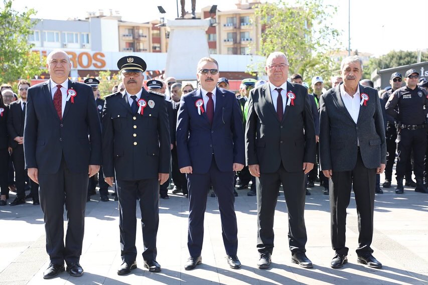 Edremit'te Ramazan Bayramı ve Polis Günü birlikte kutlandı