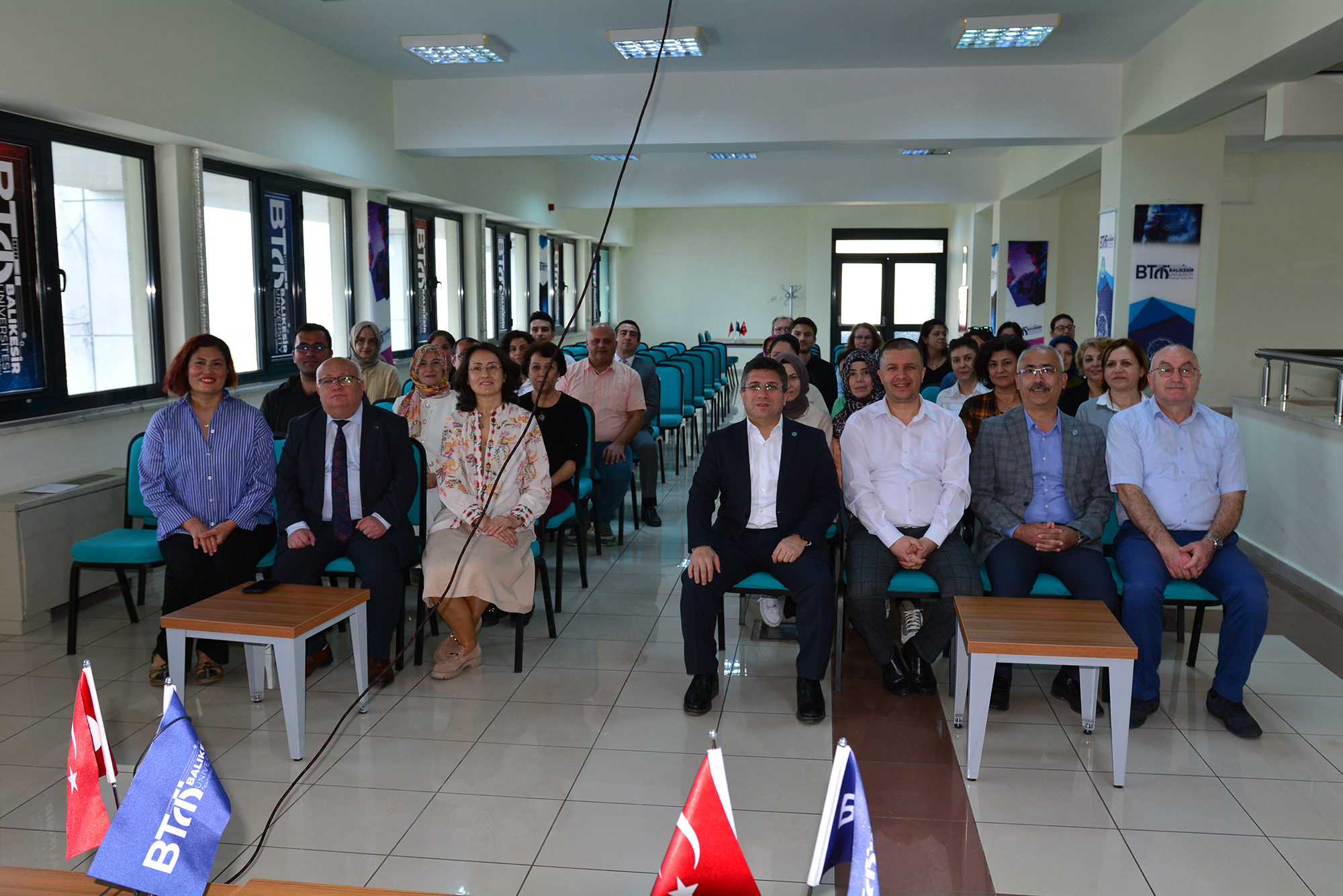 BAÜN'de 'Kanser Farkındalık' semineri gerçekleştirildi.