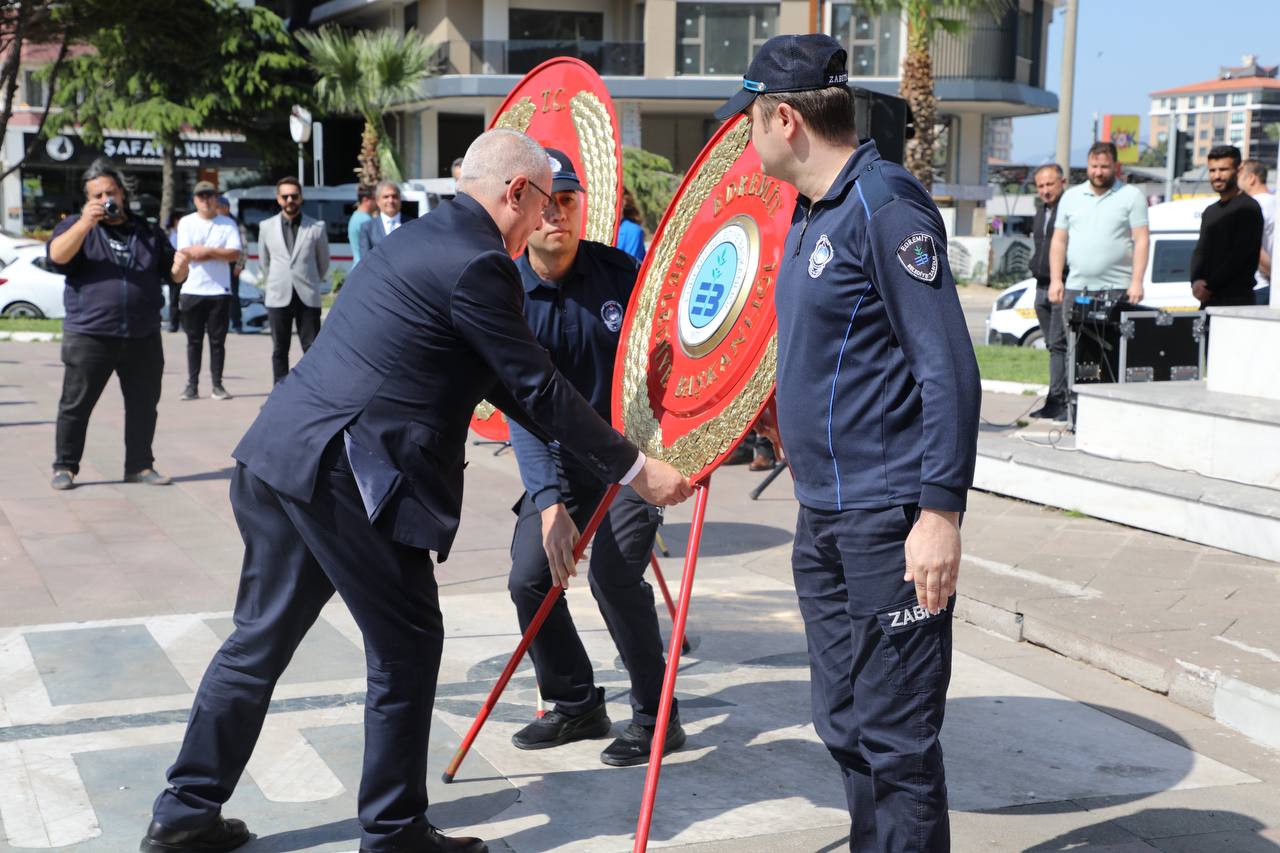 Atatürk'ün Edremit'e gelişinin 90. yıldönümü kutlandı