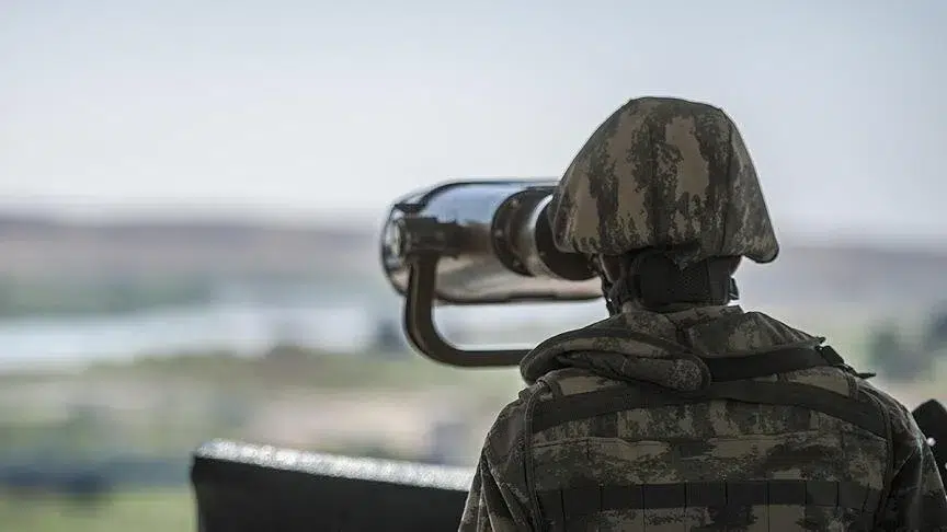 Türkiye'ye girmeye çalışan PKK/PYD'li terörist Suriye sınırında yakalandı