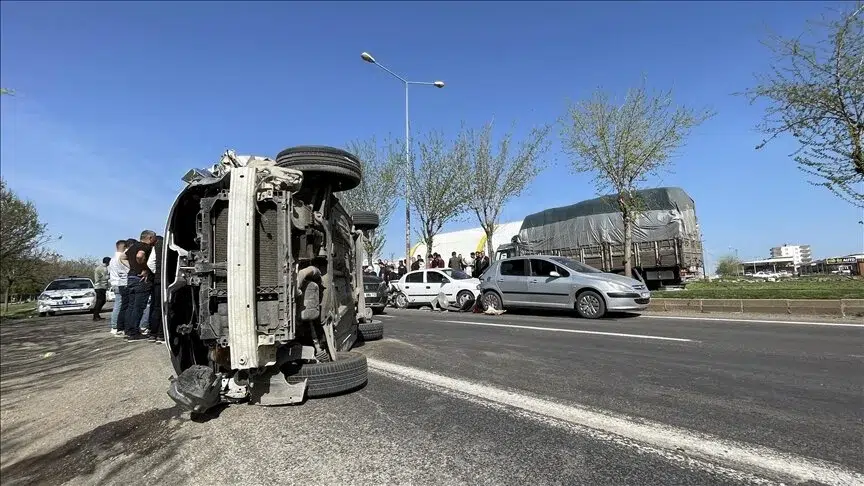 Bayram tatilinin 5 gününde trafik kazalarında 38 kişi öldü, 5 bin 26 kişi yaralandı