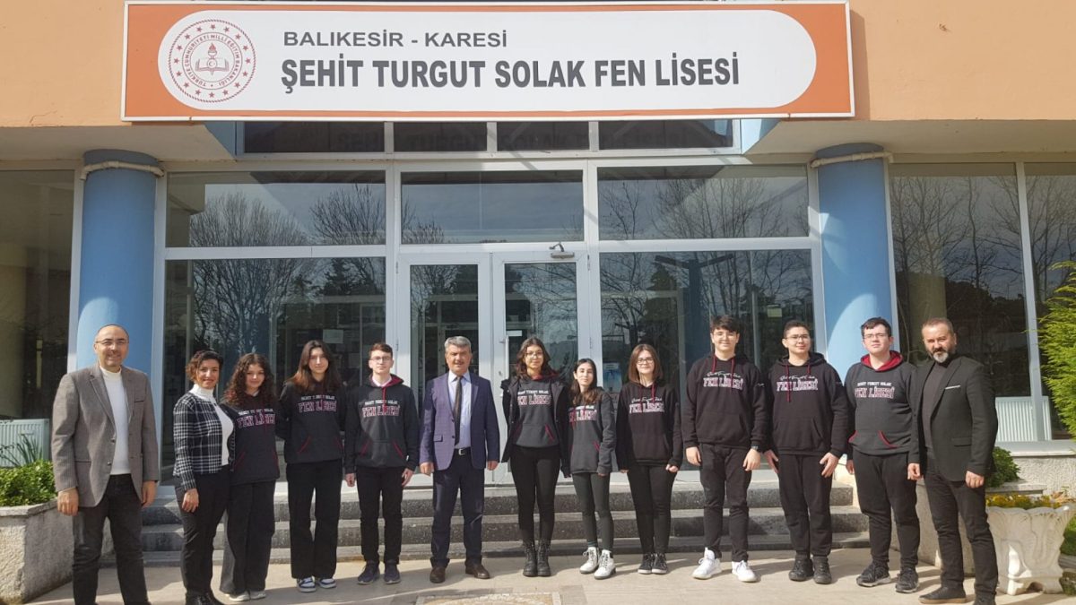 Balıkesir Şehit Turgut Solak Fen Lisesi, GençBizzTech'te finale yükseldi!