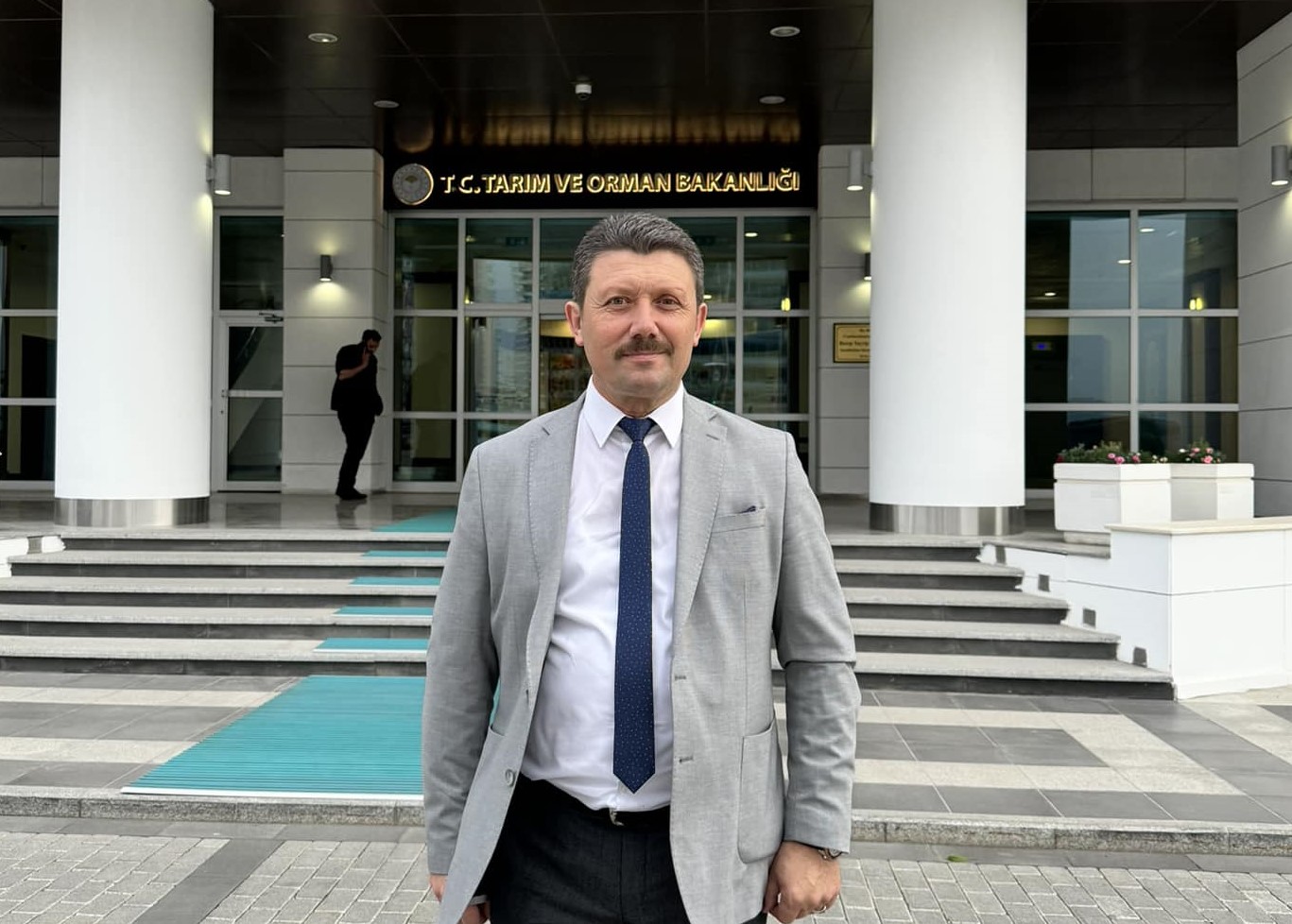 Balıkesir HAYKOOP Başkanı Faruk Özen'den 14 Mayıs Çiftçiler Günü mesajı