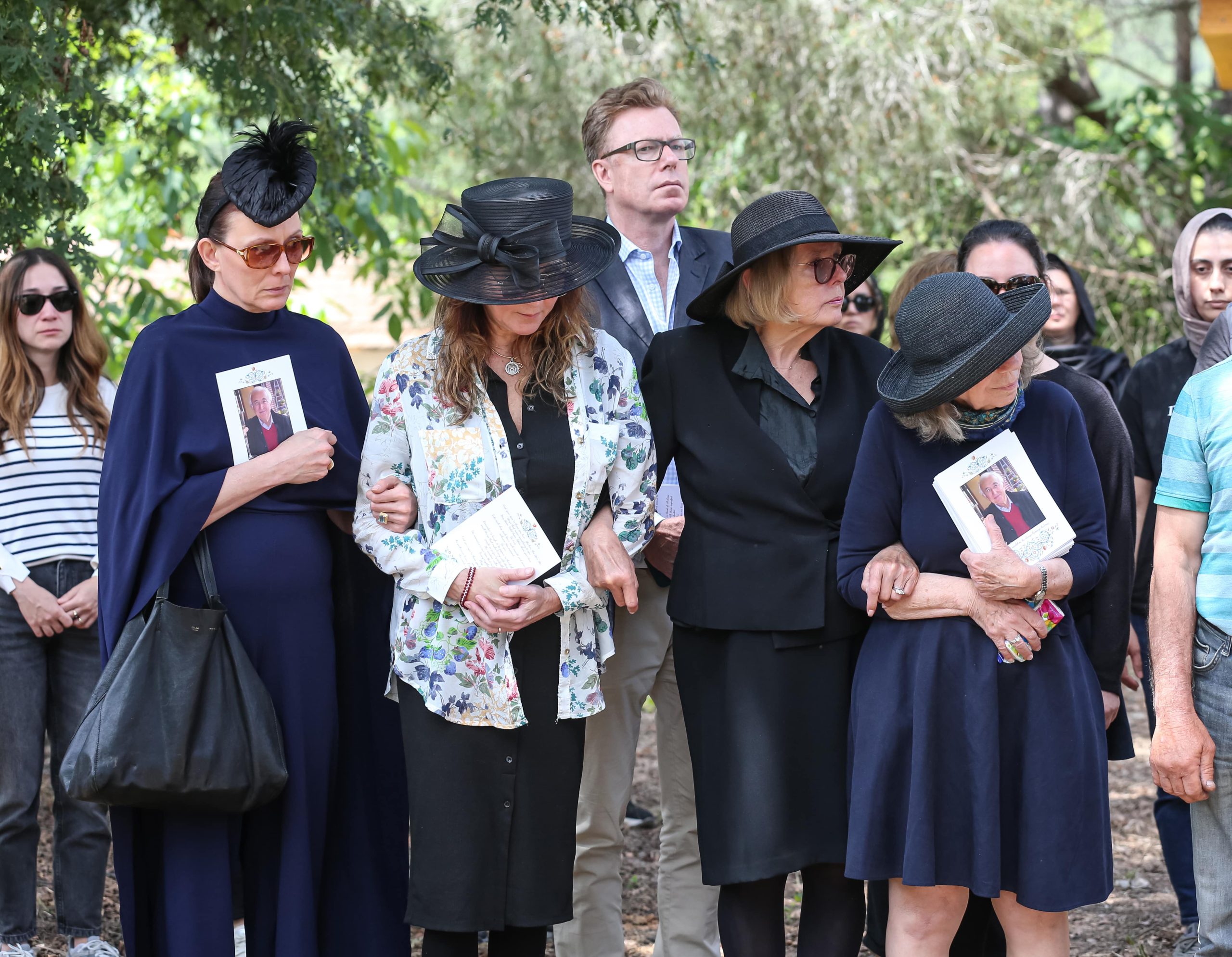 Korhan Berzeg için Gönen'de cenaze töreni düzenlendi