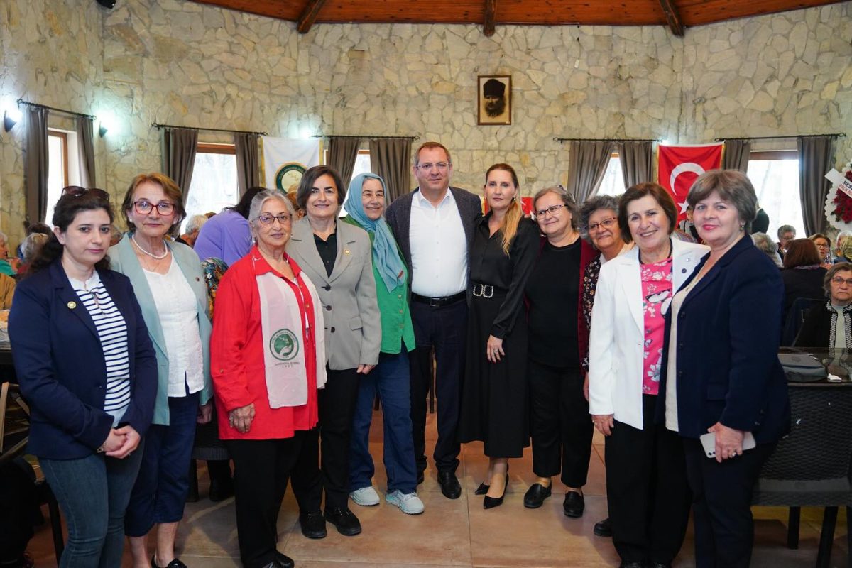 Ayvalık'ta Anneler Günü dolu dolu geçti