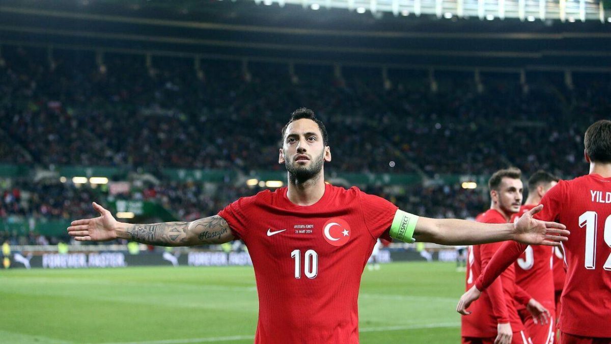 Hakan Çalhanoğlu: Ülkeme geldiğimde dışlanmış gibi hissediyorum