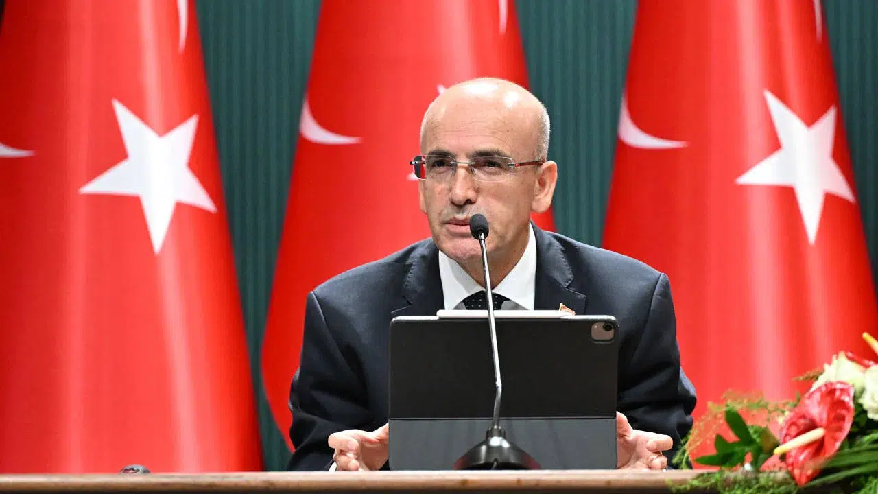 Mehmet Şimşek'ten 'döviz rezervi' mesajı