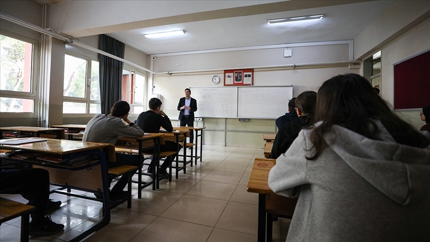 20 bin sözleşmeli öğretmen ataması için başvurular başladı