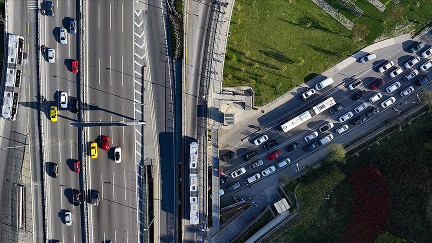 Trafik sigortasında hasar maliyet endeksi hesaplamasına geçiliyor