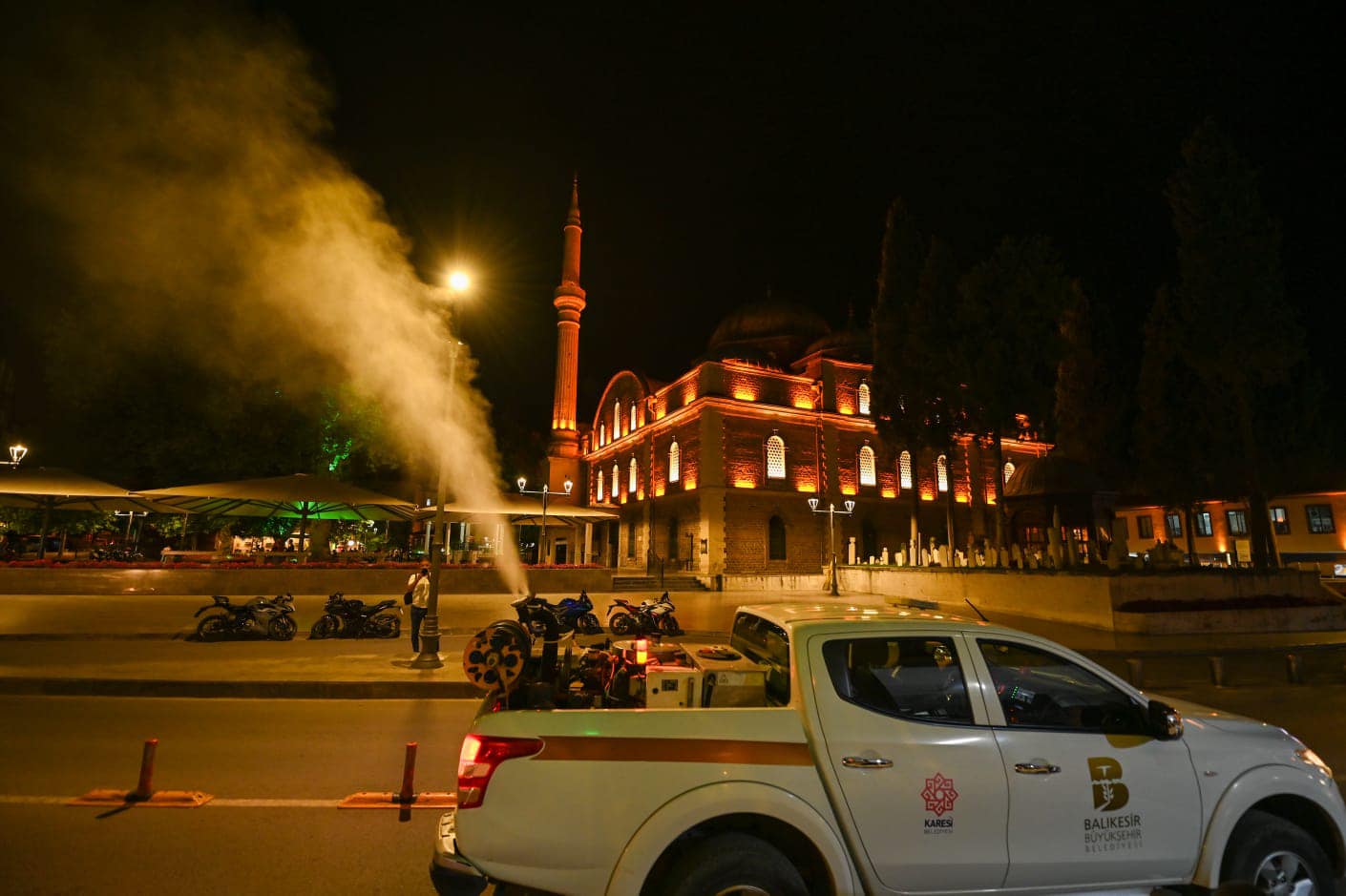 Karesi Belediyesi ilaçlama çalışmalarını hızlandırdı