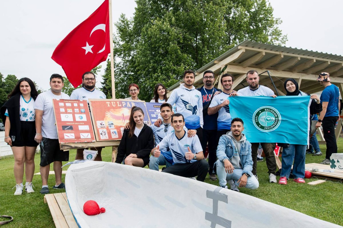 BAÜN Beton Kano Takımı Almanya'da ülkemizi ve şehrimizi gururlandırdı