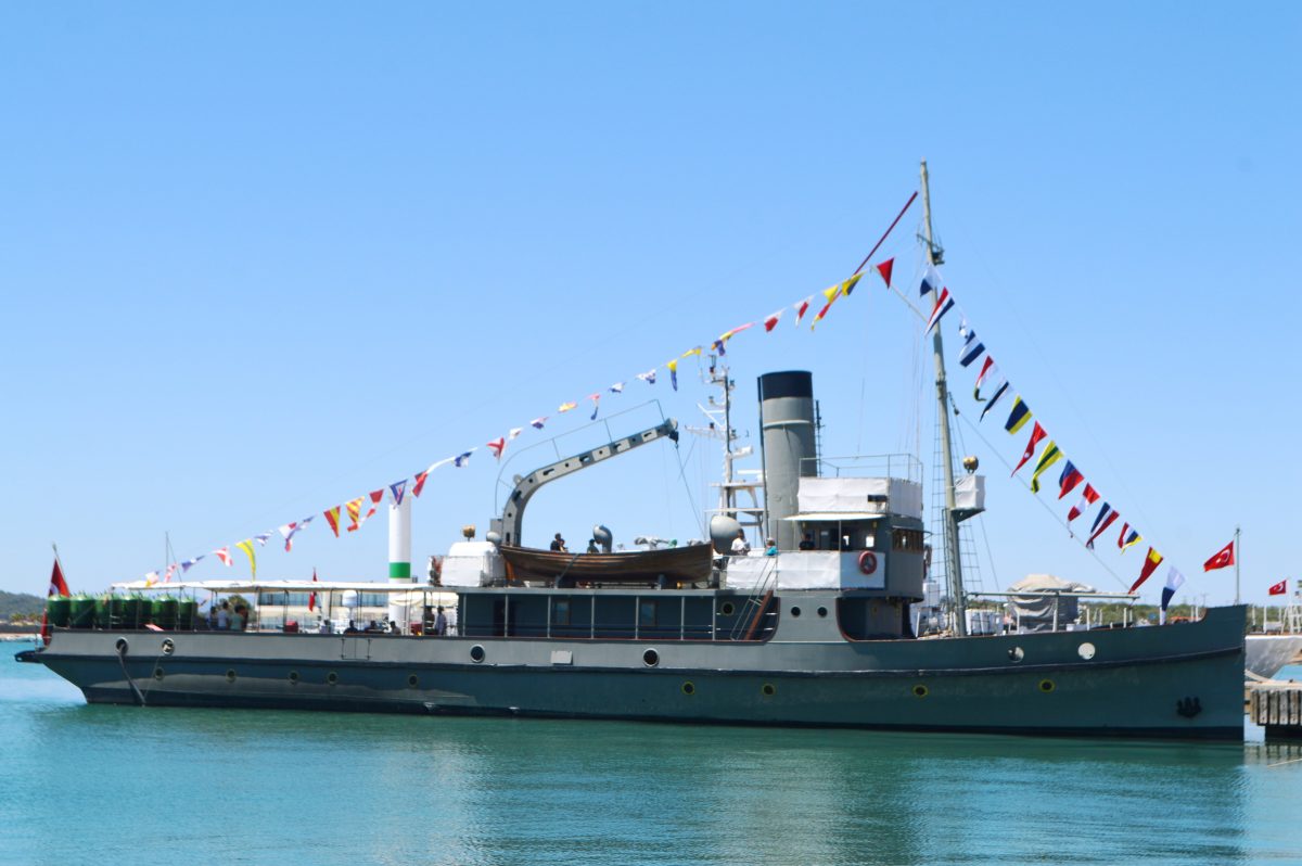 TCG Nusret Gemisi, Ayvalık, Cunda Adası'nda ziyarete açıldı