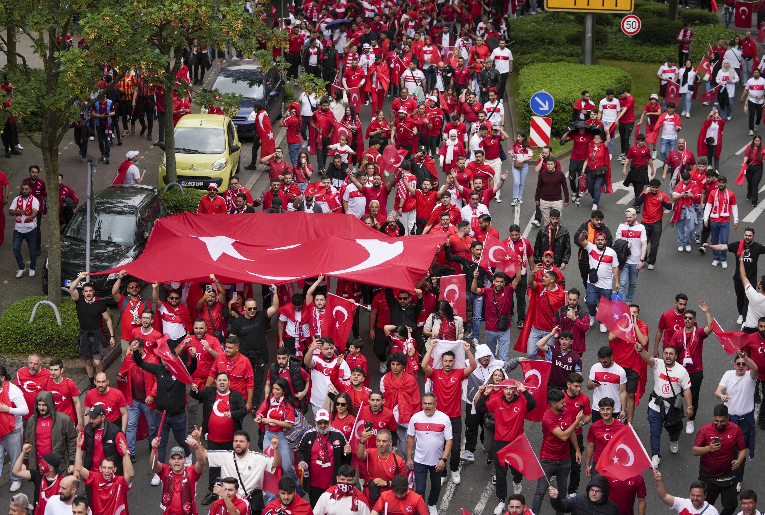 Türkler milli maça hazır!