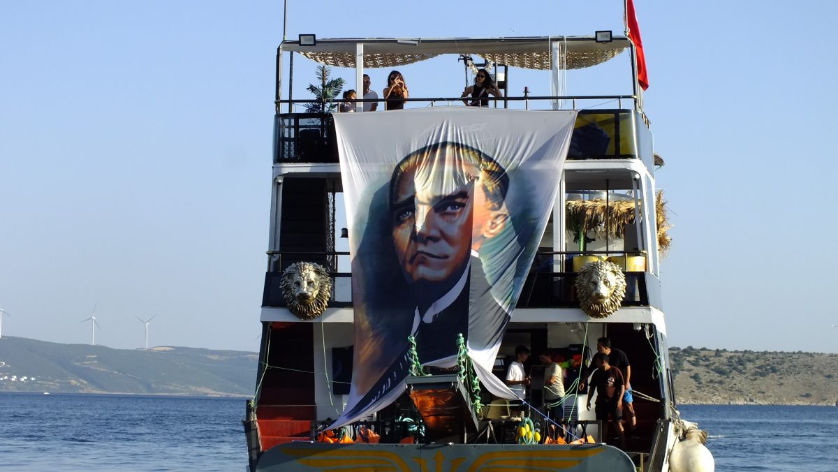 Atatürk'ün Erdek'e gelişinin 86. yıl dönümü kutlandı