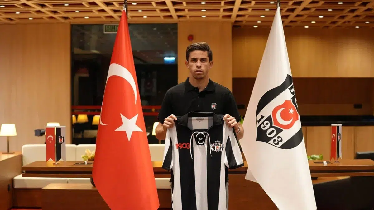 Beşiktaş, Gabriel Paulista ile 3 yıllık sözleşme imzaladı