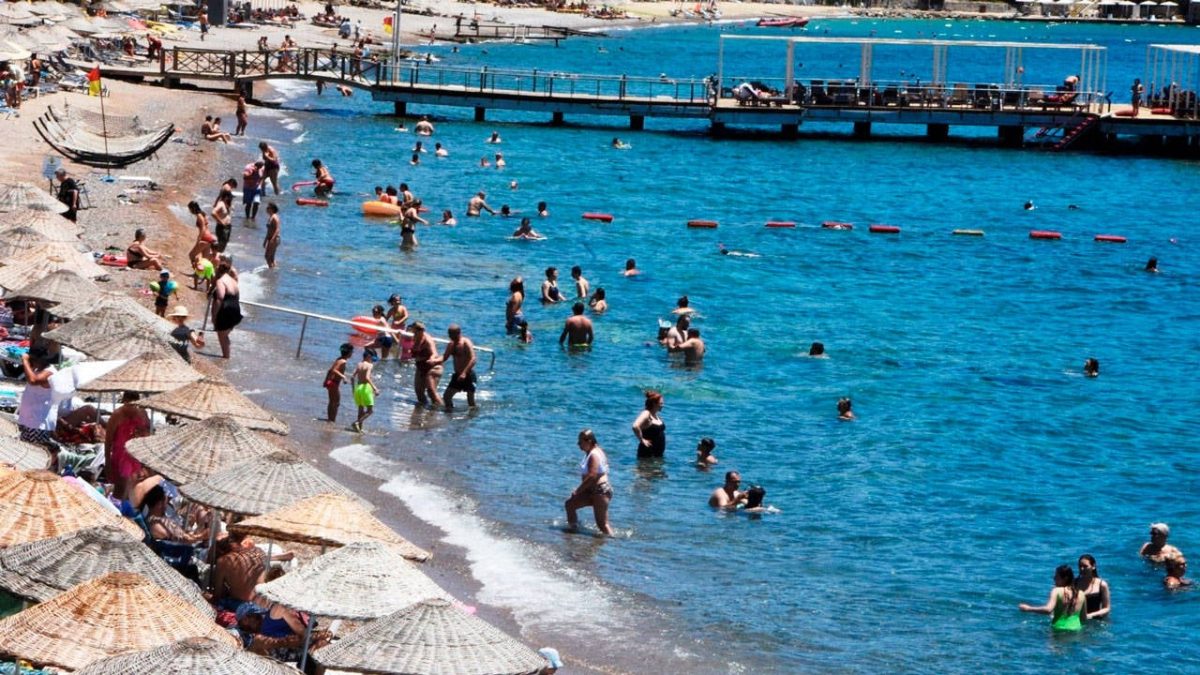 Bodrum'un nüfusu 1 milyona ulaştı!