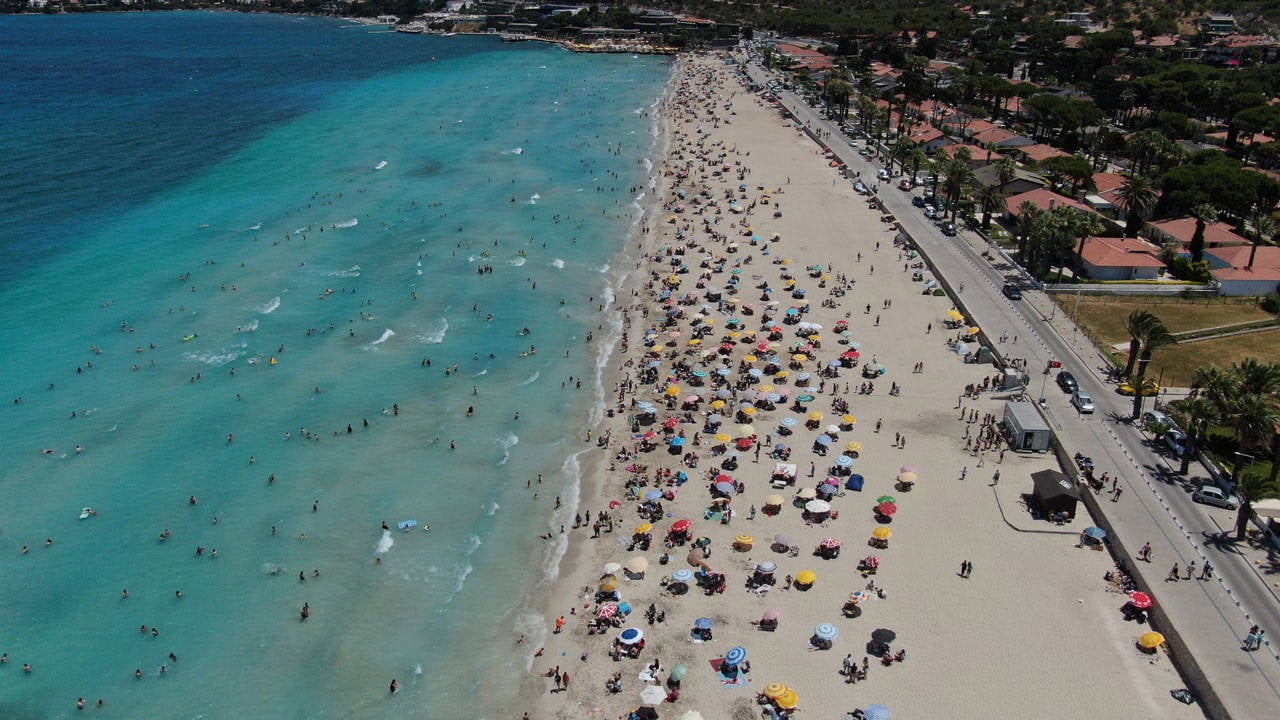 Çeşme'nin nüfusu 1 milyona dayandı