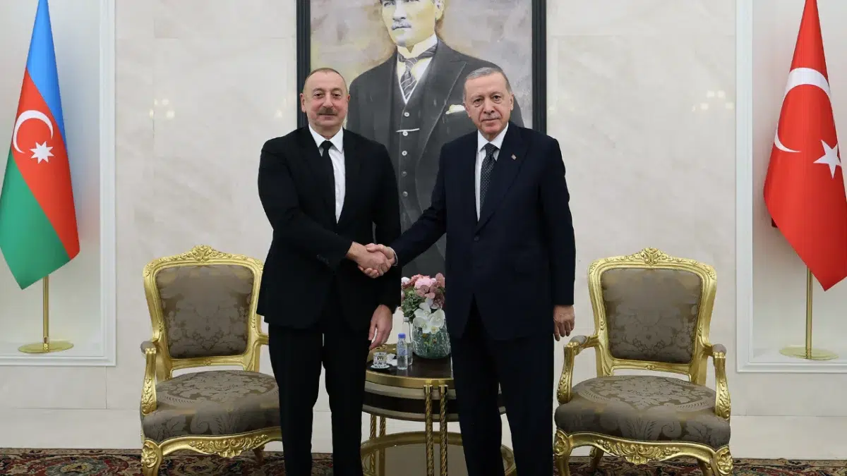 Erdoğan-Aliyev görüşmesi başladı