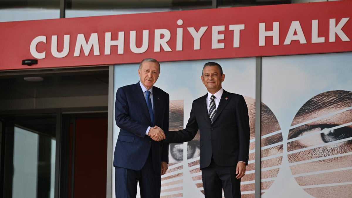 CHP'den asgari ücret ve emekli maaşı talebi