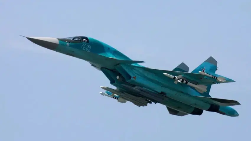 Rusya'da Su-34 savaş uçağı düştü