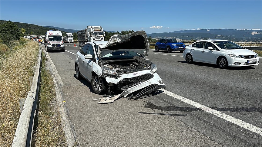 Bayram tatilindeki trafik kazalarında 68 kişi öldü, 9 bin 787 kişi yaralandı