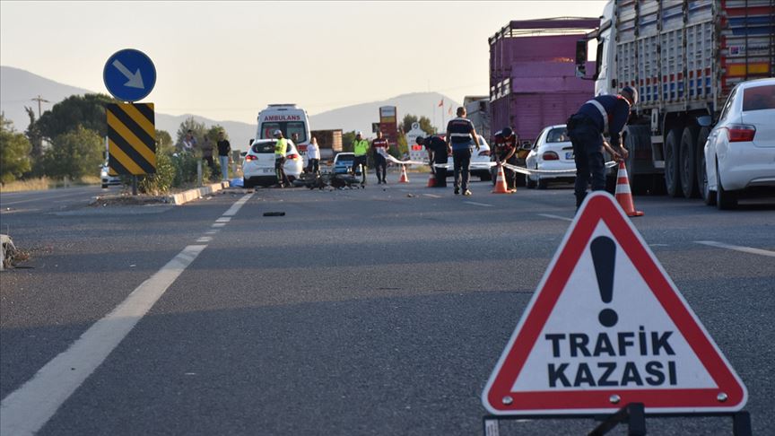 Bayram tatilinin ilk 5 günündeki trafik kazalarında 36 kişi hayatını kaybetti