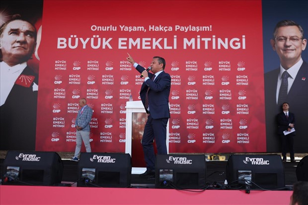 CHP, sağlıkçılar için miting düzenleyecek!