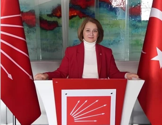 CHP Balıkesir Kadın Kolları Başkanı Ayşe Pınar Yahşi seçildi