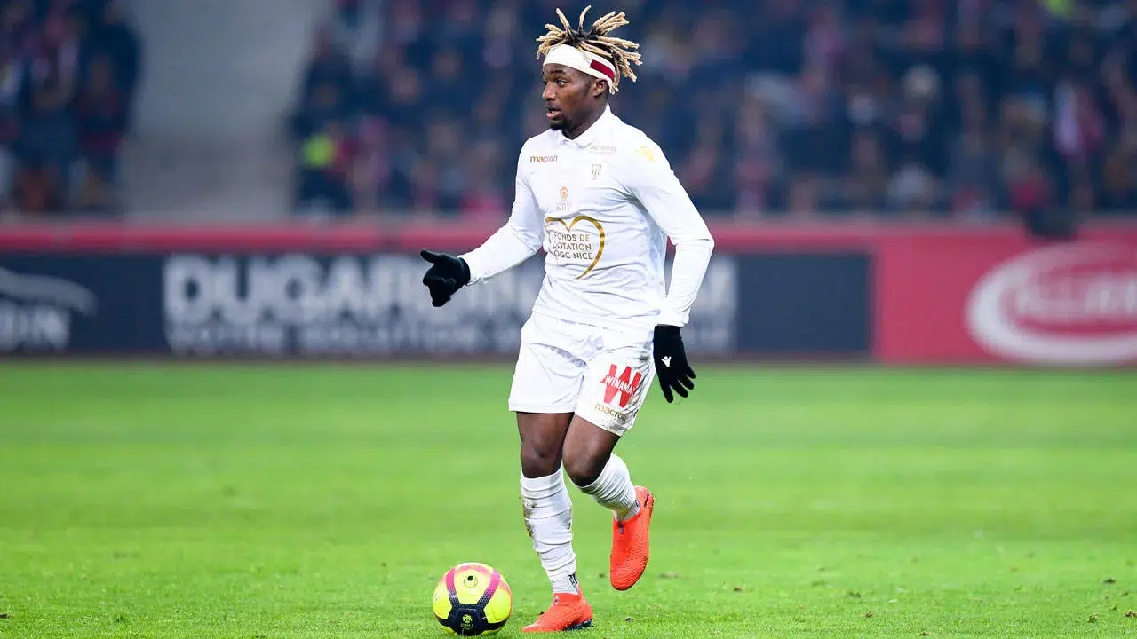 Allan Saint-Maximin, Fenerbahçe için İstanbul'a geliyor