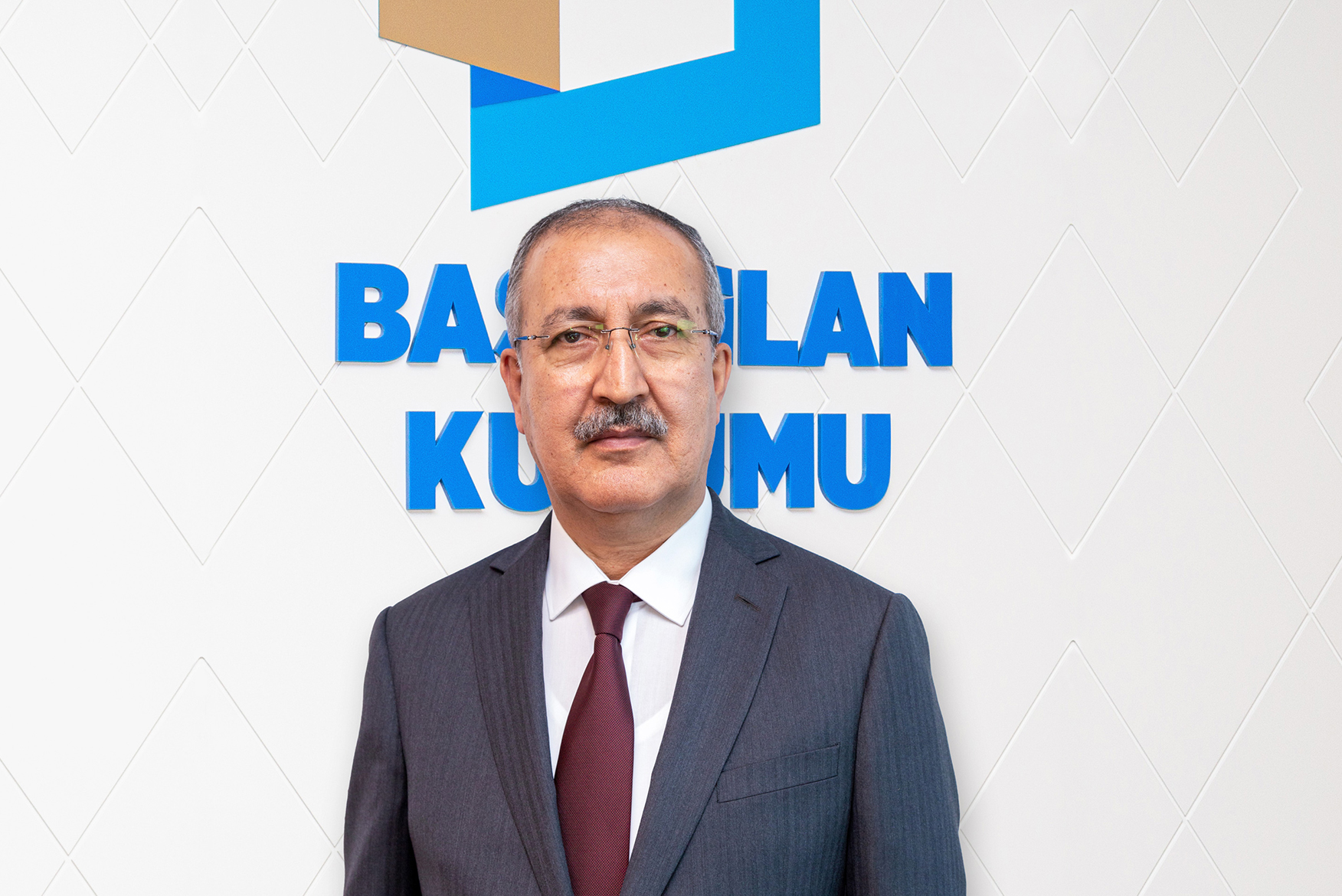 Basın İlan Kurumu Genel Müdürü Cavit Erkılınç, bir mesaj yayımlayarak basın mensuplarının 24 Temmuz Gazeteciler ve Basın Bayramı’nı kutladı.