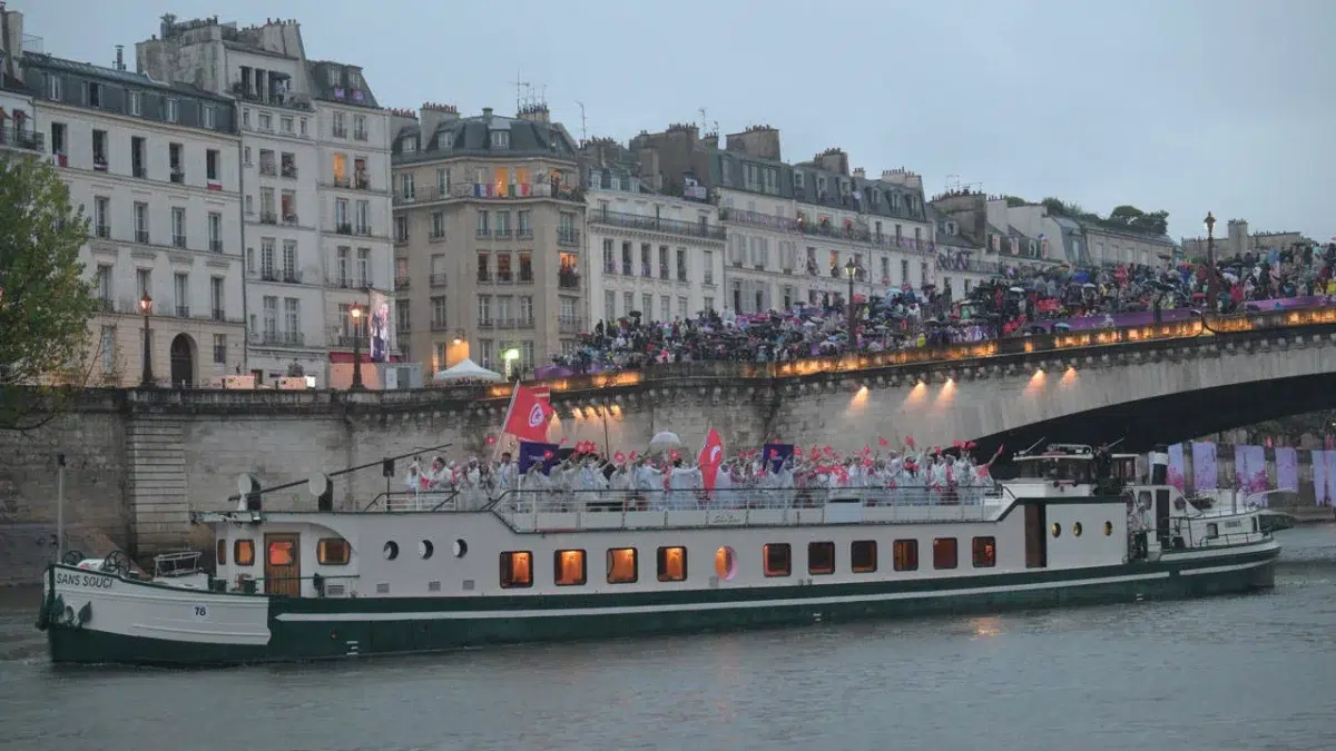 Paris 2024 Olimpiyat Oyunları başladı: Türkiye, hangi branşlarda yarışacak?