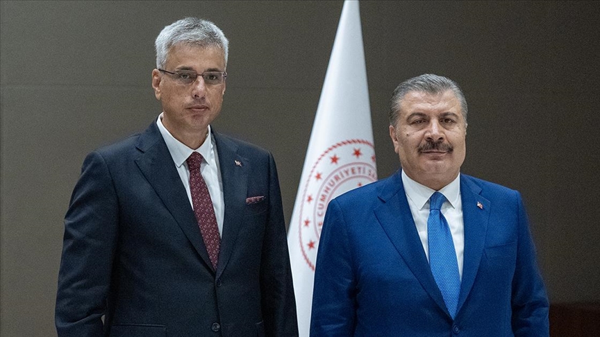 Yeni Sağlık Bakanı Memişoğlu, görevi Fahrettin Koca'dan devraldı