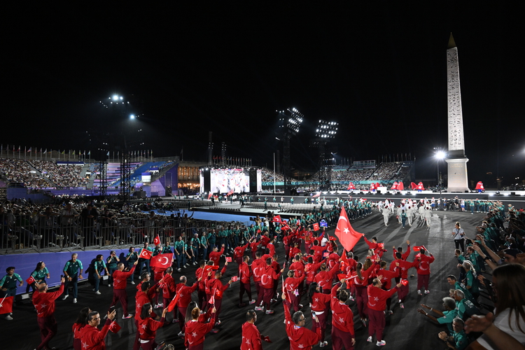 Paris 2024 Paralimpik Oyunları'nın açılış töreni gerçekleşti