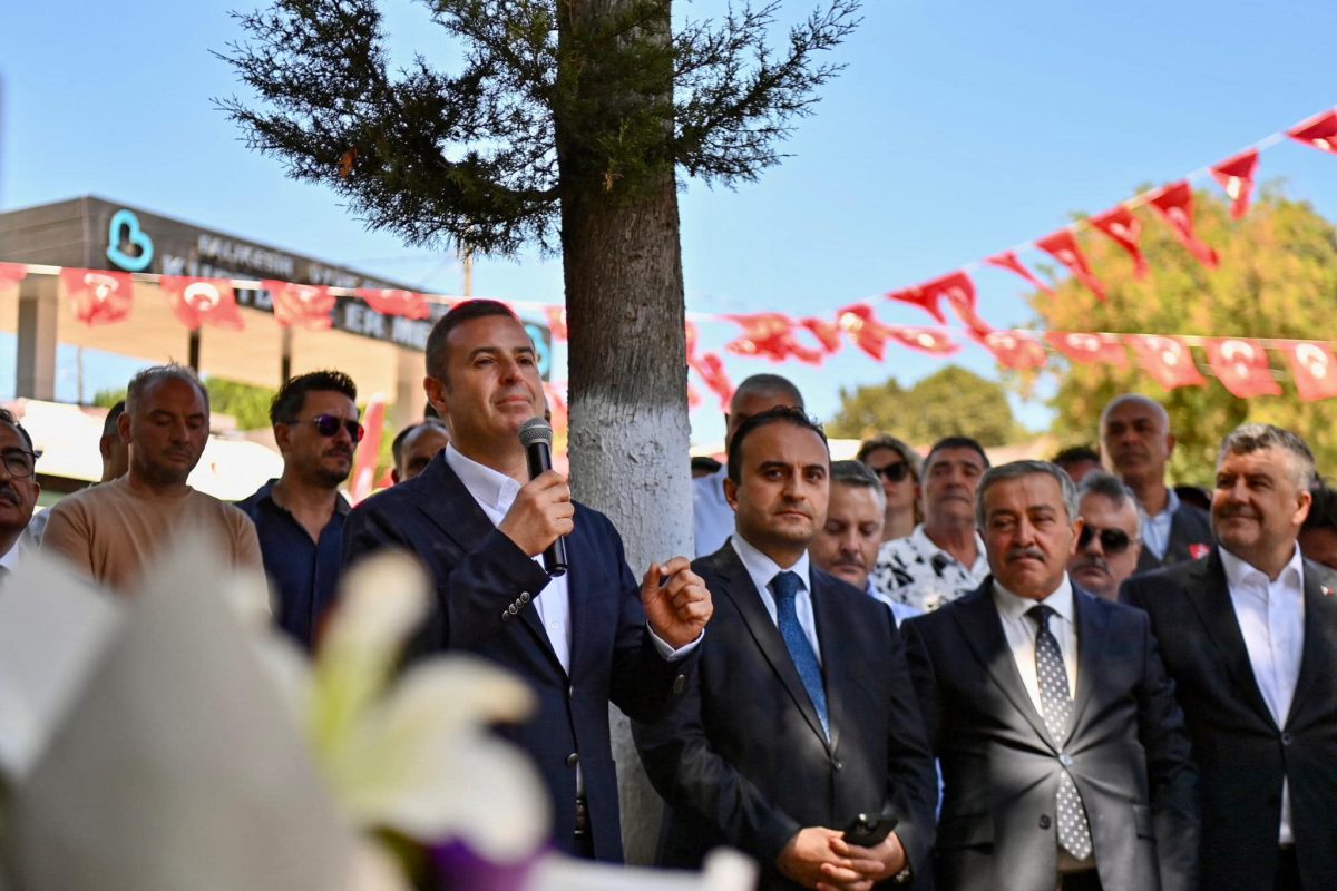 Ahmet Akın, 17 Ağustos Depreminin yıldönümünde bir anma mesajı yayınladı