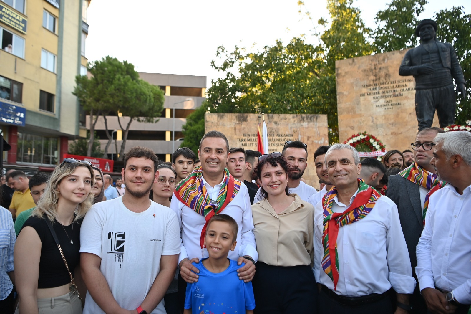 Kurtdere Güreşleri’ne muhteşem kortej!