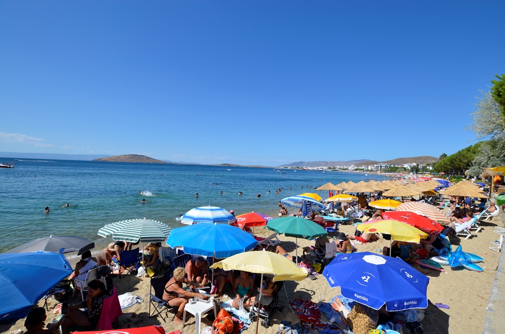 Avşa Adası'na turist akını!