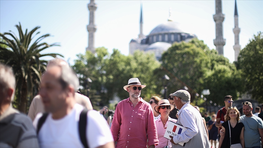 Türkiye yılın 7 ayında yaklaşık 29 milyon turist ağırladı